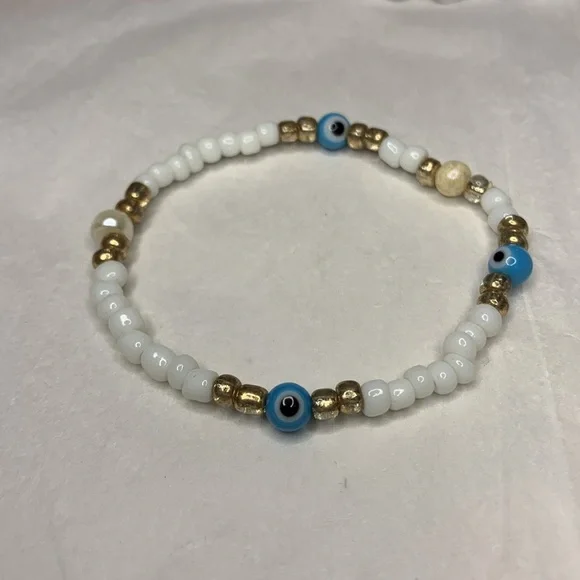 5/$20 ENTIRE SHOP CLEARANCE Evil eye handmade beaded bracelet 🧿🪬 - Picture 4 of 4